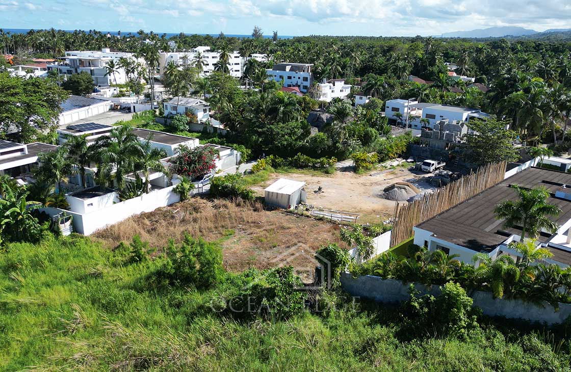 Last building lot inside villas community in popy