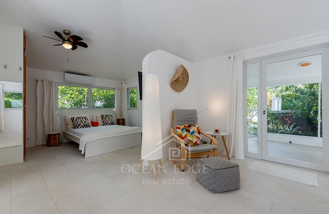 Renovated Beach Bungalow in playa Bonita-las-terrenas-ocean-edge-real-estate-11