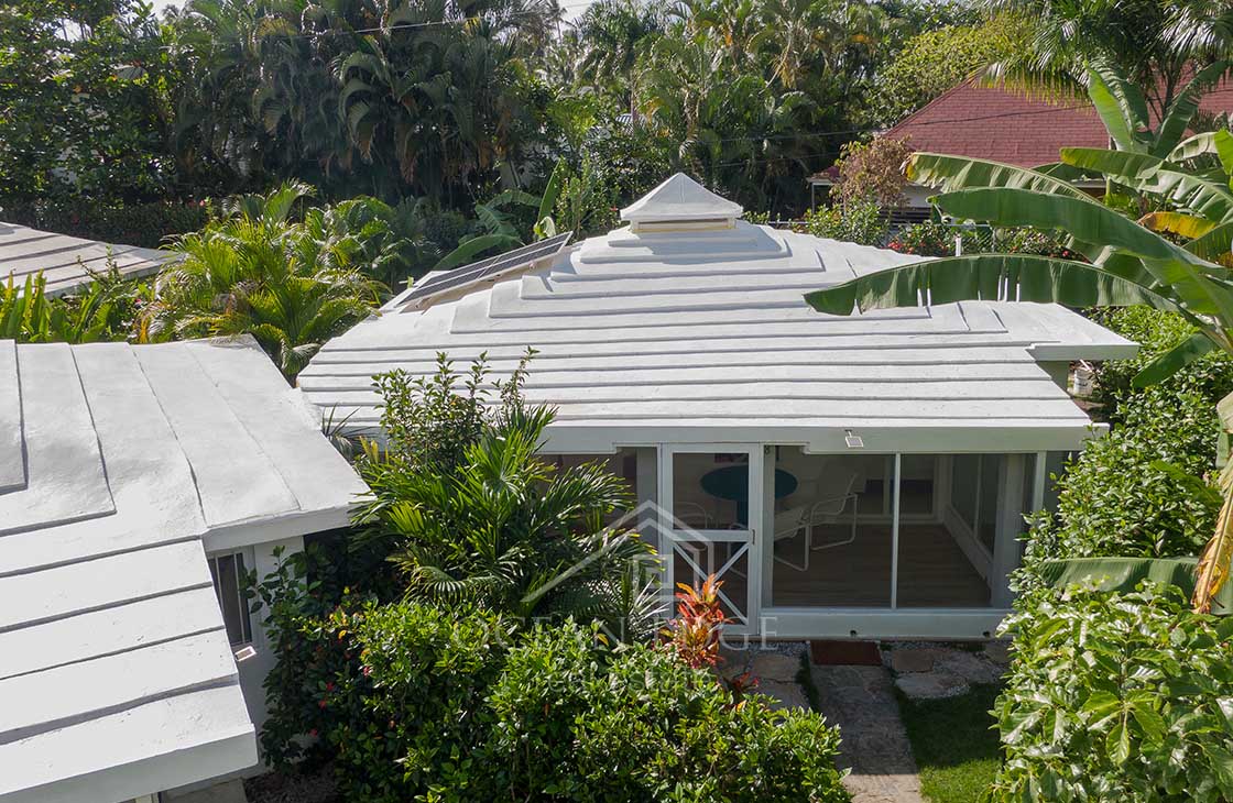 Renovated Beach Bungalow in playa Bonita-las-terrenas-ocean-edge-real-estate-12