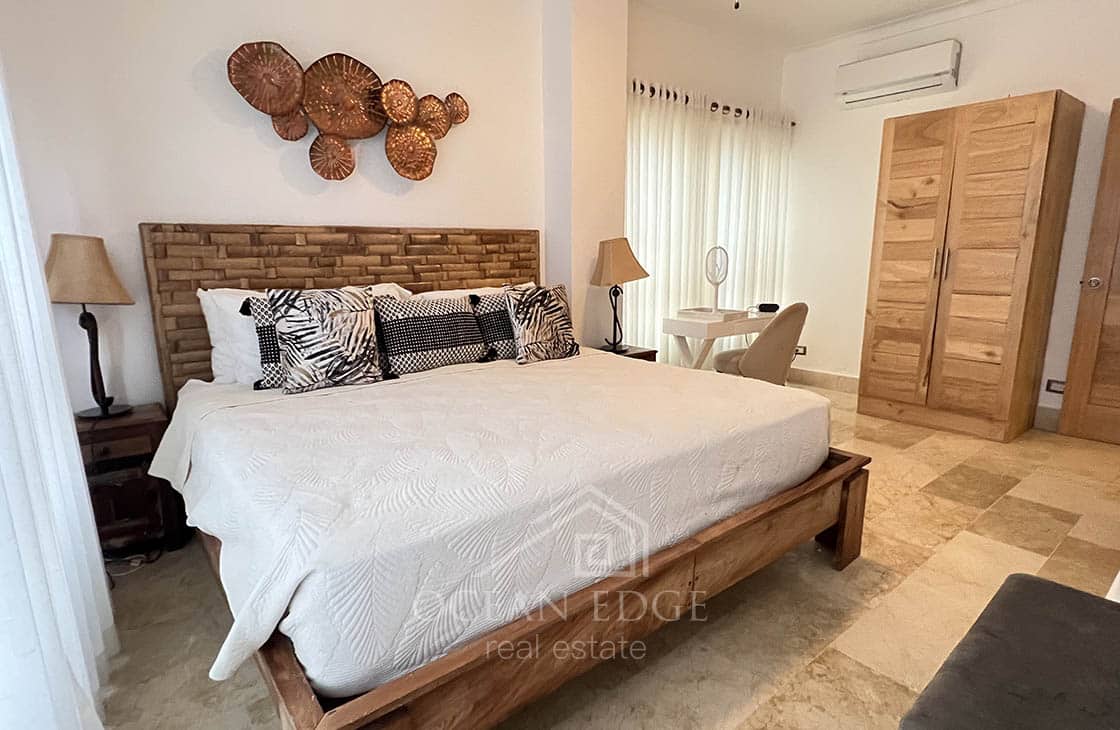 Spacious & well furnished 3-br condo on Portillo beach-las-terrenas-ocean-edge-real-estate (27)