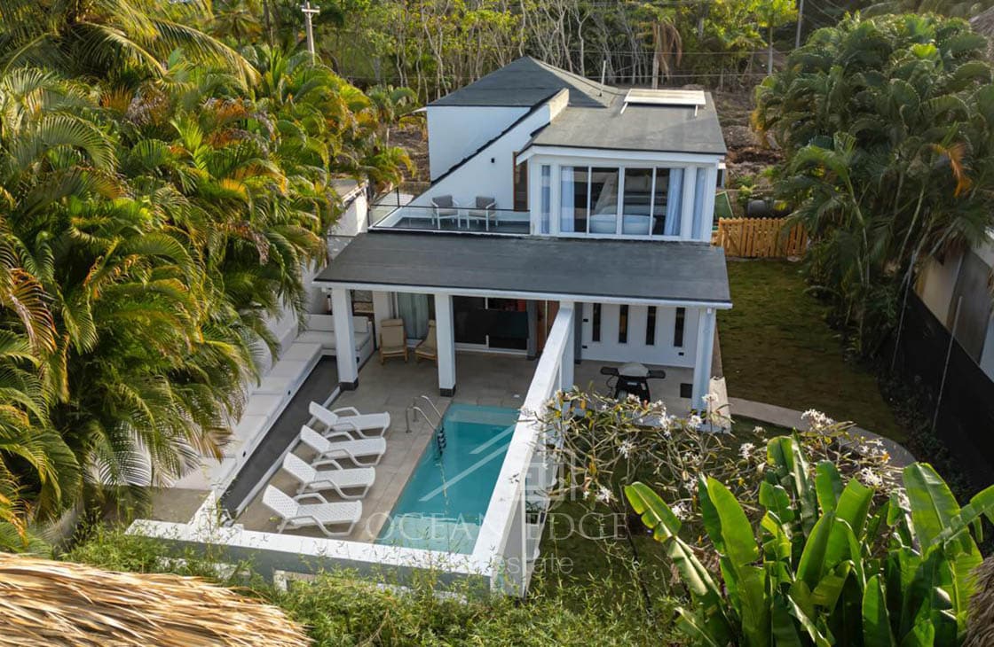 Contemporary Villa in a Quiet Area Near Las Ballenas-las-terrenas-ocean-edge-real-estate (3)