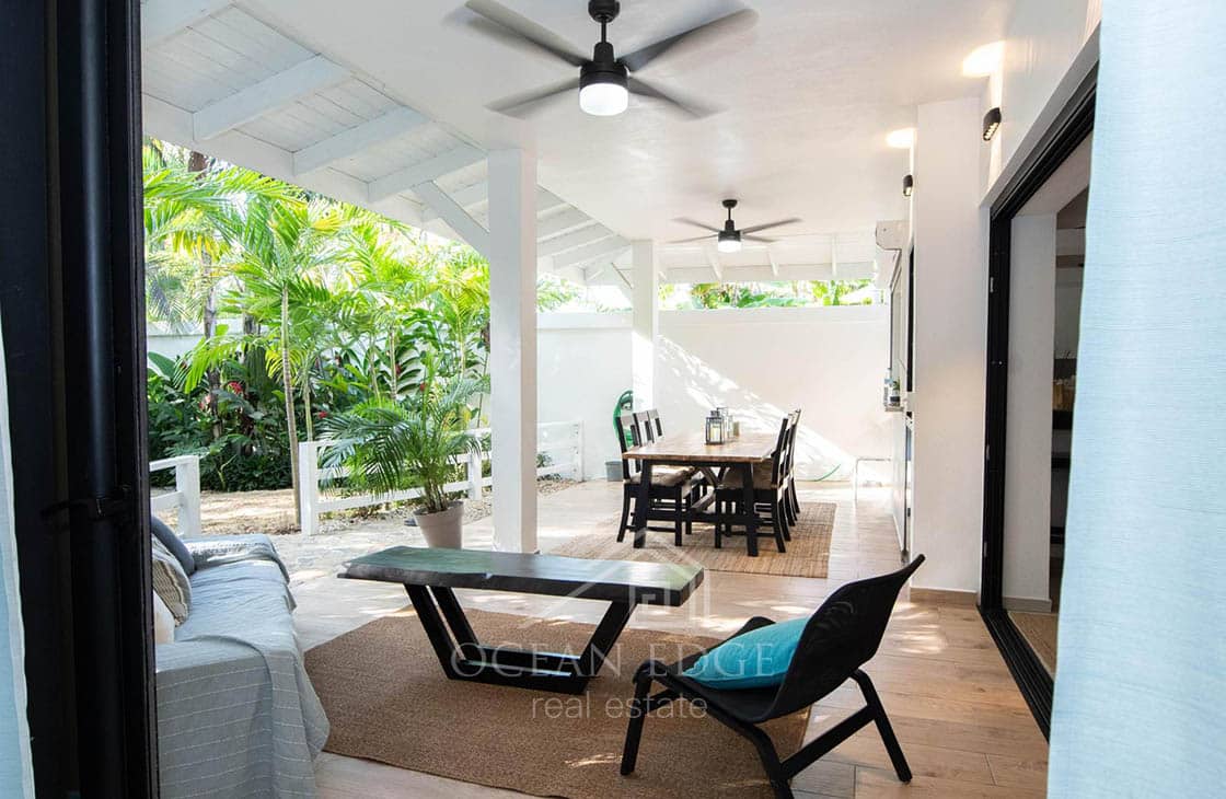 Renovated spacious 2-br condo close to all amenities-las-terrenas-ocean-edge-real-estate (2)