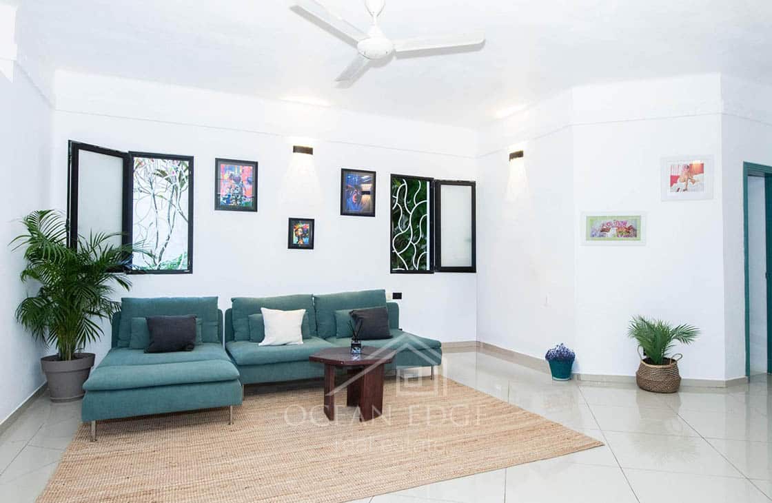 Renovated spacious 2-br condo close to all amenities-las-terrenas-ocean-edge-real-estate (4)