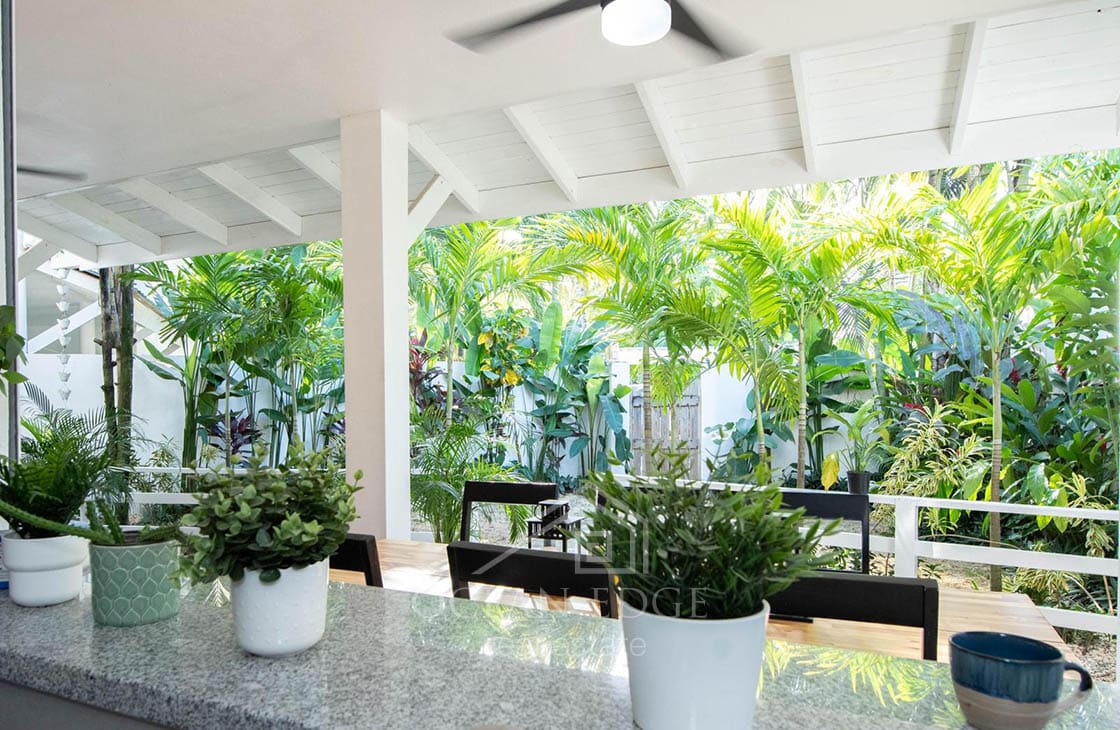 Renovated spacious 2-br condo close to all amenities-las-terrenas-ocean-edge-real-estate (5)