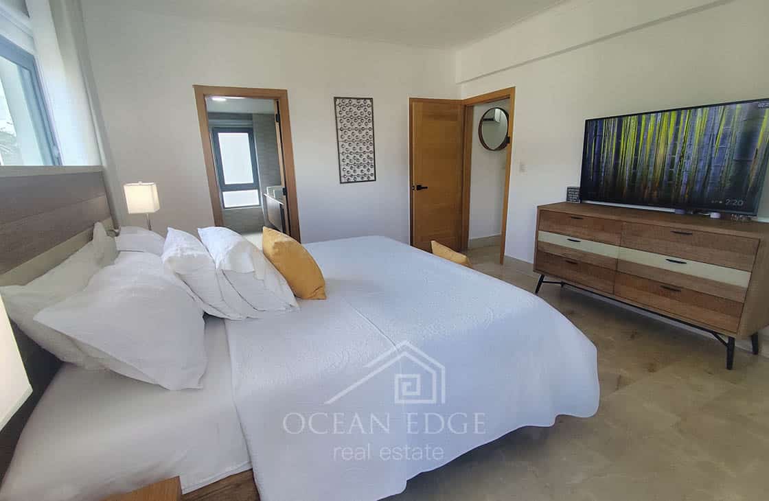Spacious 2-br condo with large terrace on Portillo beach-las-terrenas-ocean-edge-real-estate (11)