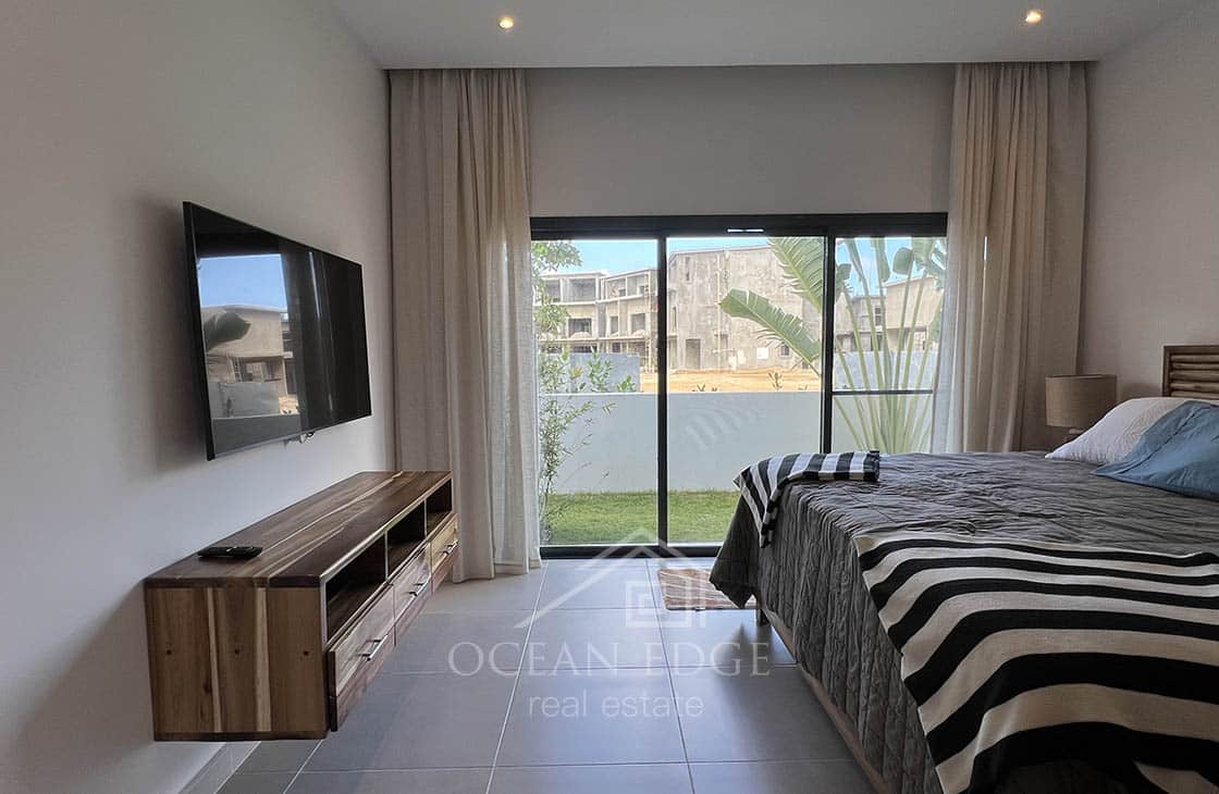 Fully furnished 2-bed condo in Beachfront Playa Portillo-las-terrenas-ocean-edge-real-estate (20)