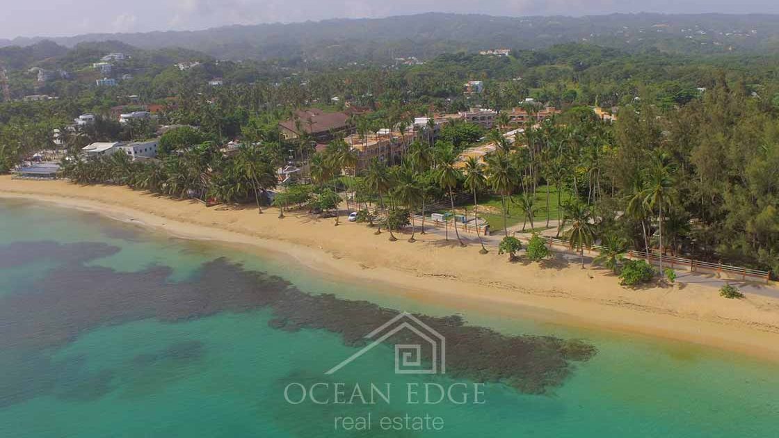 4 Bedrooms caribbean villa in gated community-las-terrenas-ocean-edge-real-estate-drone (2)