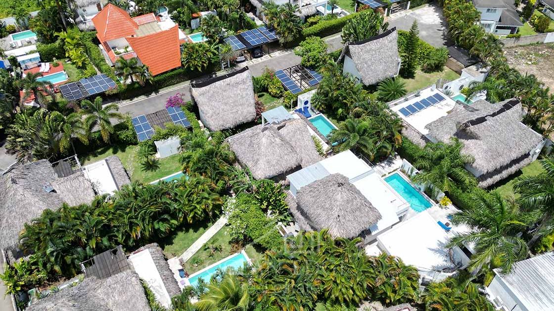 default5-bedroom-villa-in-community-near-the-beach-las-terrenas-ocean-edge-real-estate-drone