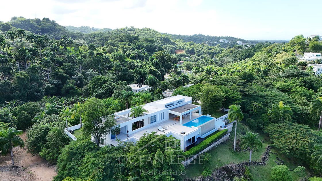 6-br villa in luxury residence overlooking the ocean - drone