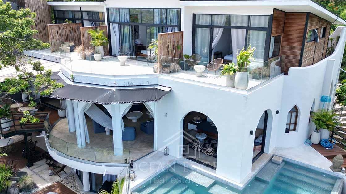 8-br luxury villa with panoramic ocean view