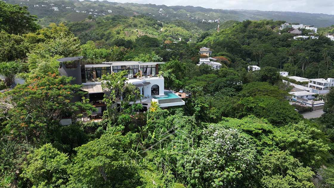 8-br luxury villa with panoramic ocean view