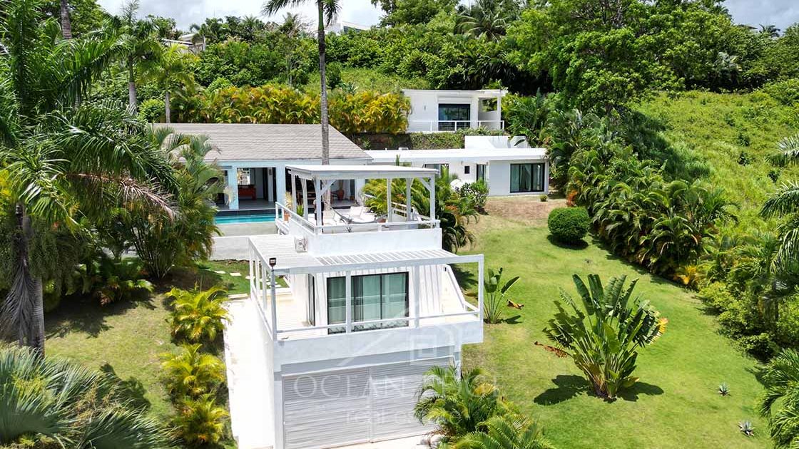Architect-villa-in-beachfront-community-Esperanza-las-terrenas-ocean-edge-real-estate-drone