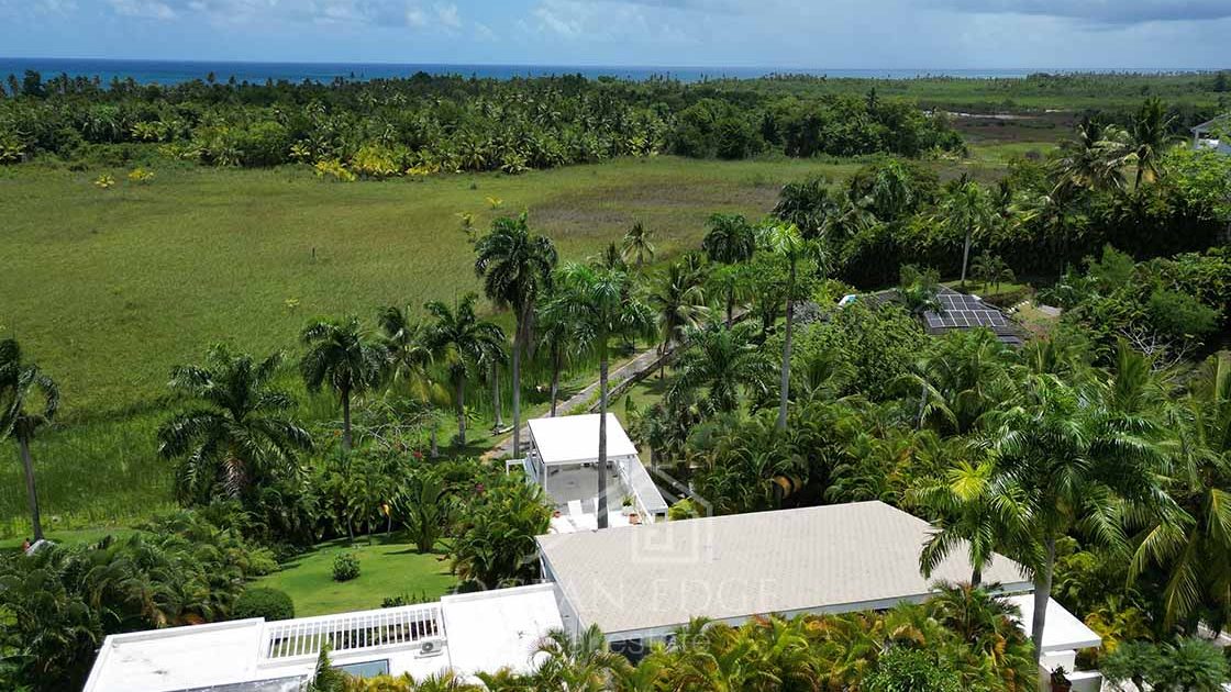 Architect-villa-in-beachfront-community-Esperanza-las-terrenas-ocean-edge-real-estate-drone