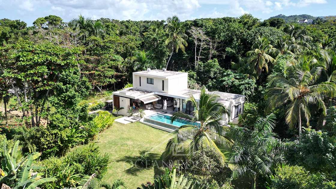 Architect villa & tropical garden near the beach-las-terrenas-ocean-edge-real-estate drone