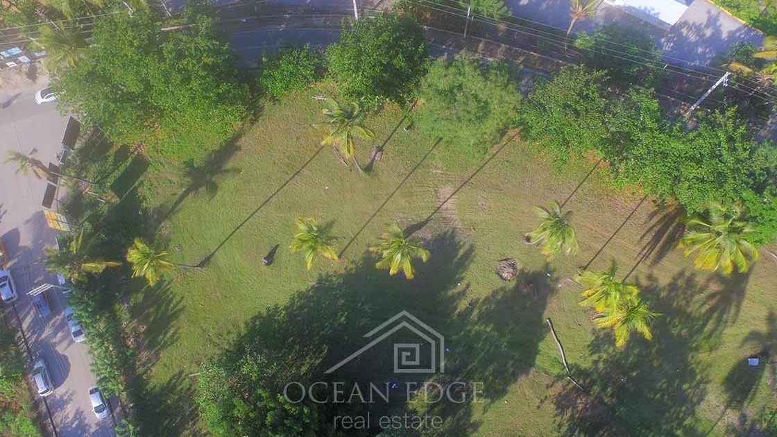 Beachfront Project Lot in playa Popy-las-terrenas-ocean-edge-real-estate-drone (2)