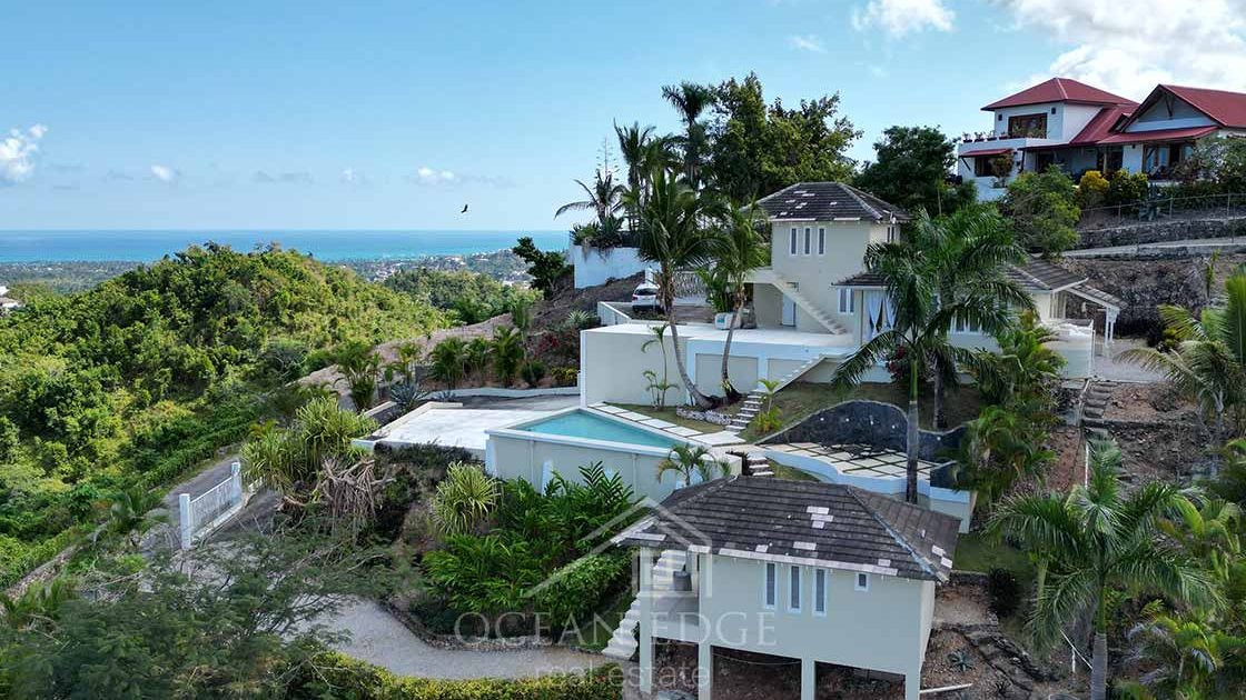 Colonial villa nesting in Hoyo Cacao with amazing view-las-terrenas-ocean-edge-real-estate-drone (9)