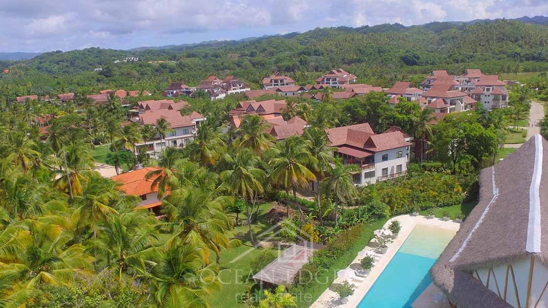 Elegant residences in prestigious beachfront area - real estate - las terreas - drone (12)