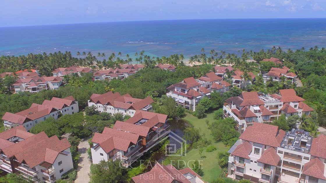 Elegant residences in prestigious beachfront area - real estate - las terreas - drone (2)
