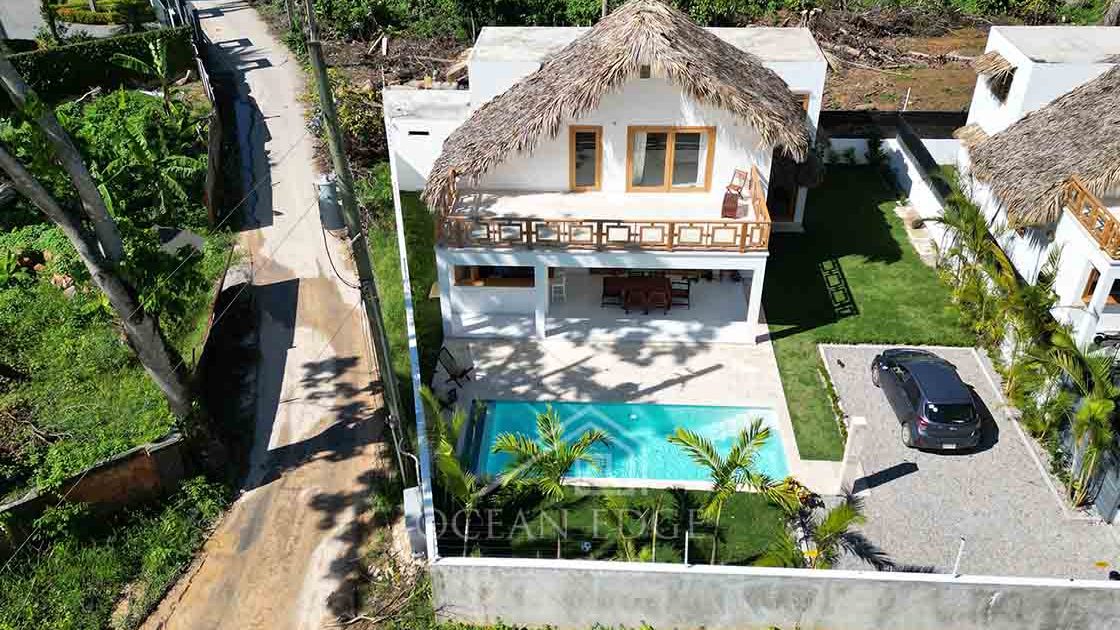 Family-5-bedroom-house-for-sale-near-Bonita-Beach---Las-Terrenas-Real-Estate---Ocean-Edge-Dominican-Republic-Drone 4