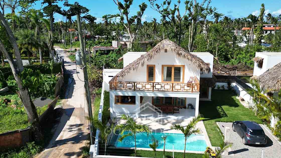 Family-5-bedroom-house-for-sale-near-Bonita-Beach---Las-Terrenas-Real-Estate---Ocean-Edge-Dominican-Republic-Drone 3