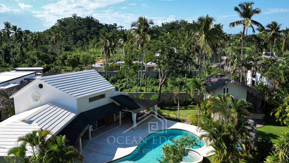 Family-caribbean-home-with-large-garden-pool-las-terrenas-ocean-edge-real-estate-drone