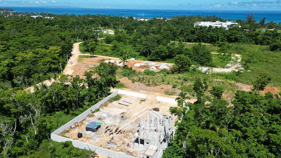 High-End-4-br-villas-on-presale-1000-feet-to-Popy-beach-las-terrenas-ocean-edge-real-estate