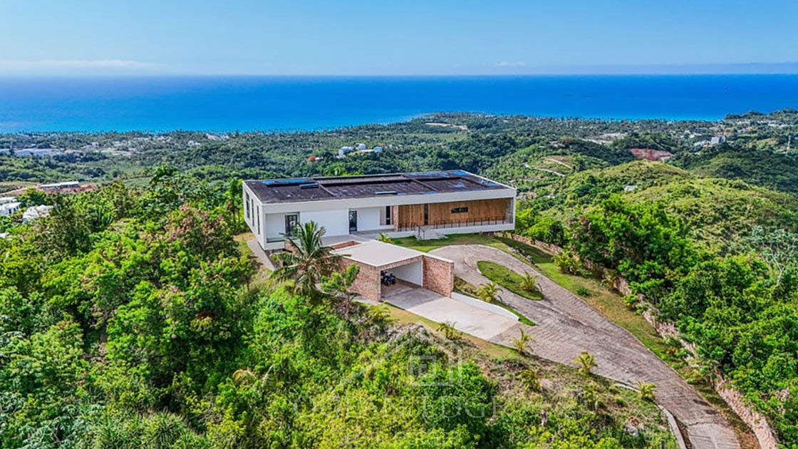 Hilltop Estate with unparalleled 360° views over Las Terrenas-ocean-edge-real-estate (45)