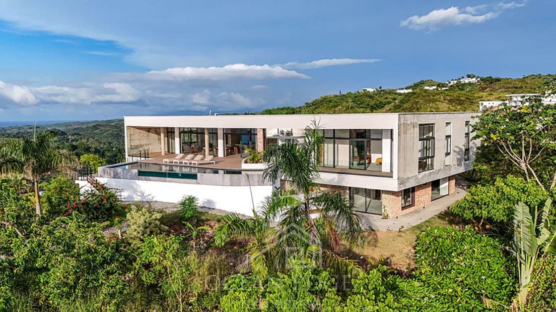 Hilltop Estate with unparalleled 360° views over Las Terrenas-ocean-edge-real-estate (45)
