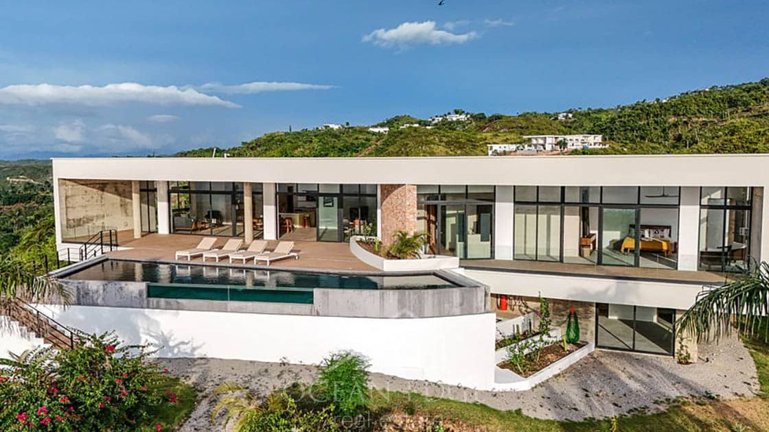 Hilltop Estate with unparalleled 360° views over Las Terrenas-ocean-edge-real-estate (45)