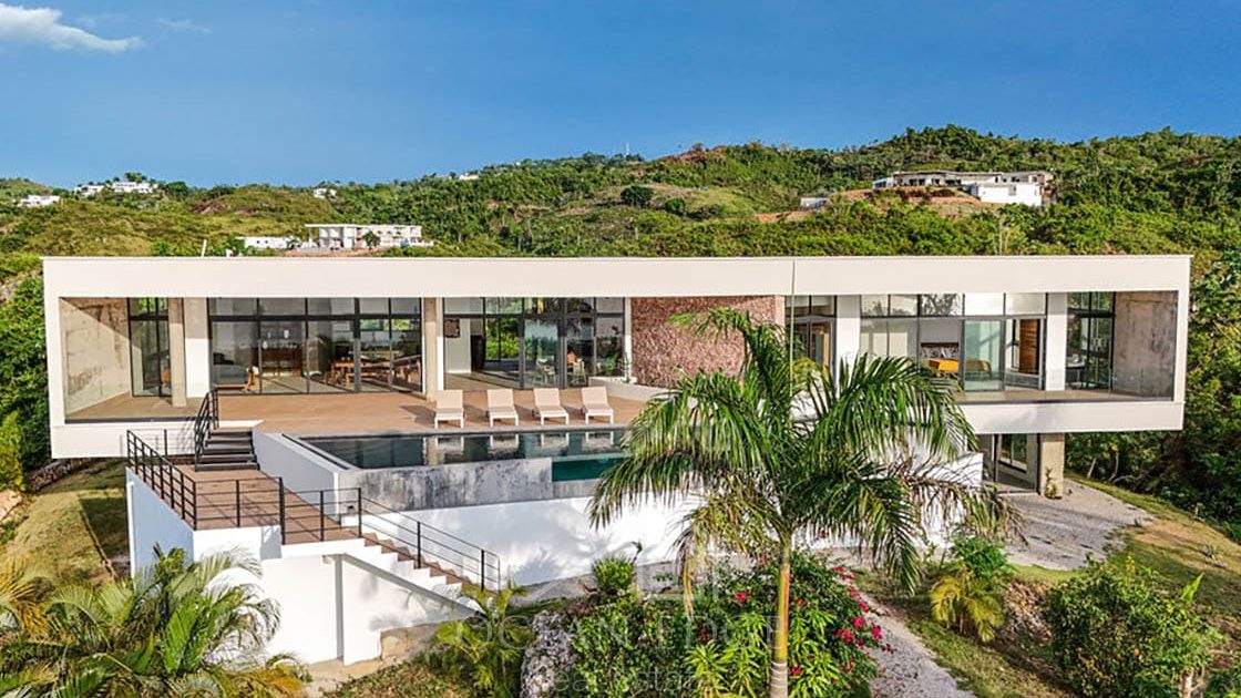 Hilltop Estate with unparalleled 360° views over Las Terrenas-ocean-edge-real-estate (45)