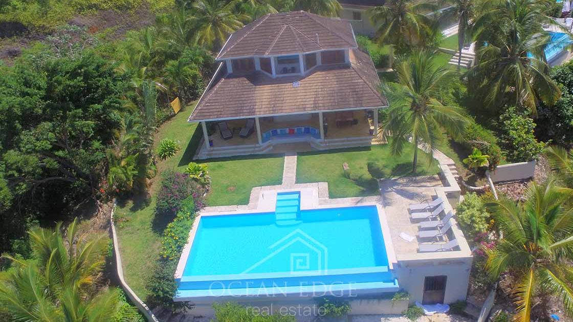Hilltop-villa-with-the-finest-ocean-view---real-estate---las-terrenas---ocean---edge-drone-(5)