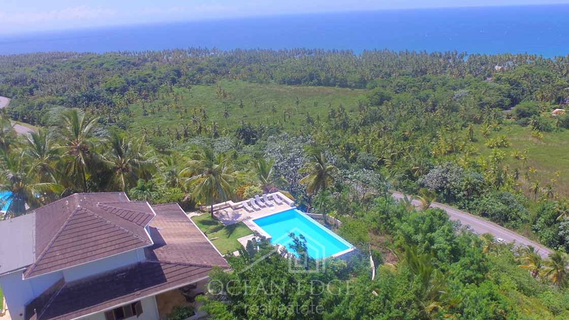 Hilltop-villa-with-the-finest-ocean-view---real-estate---las-terrenas---ocean---edge-drone-(8)