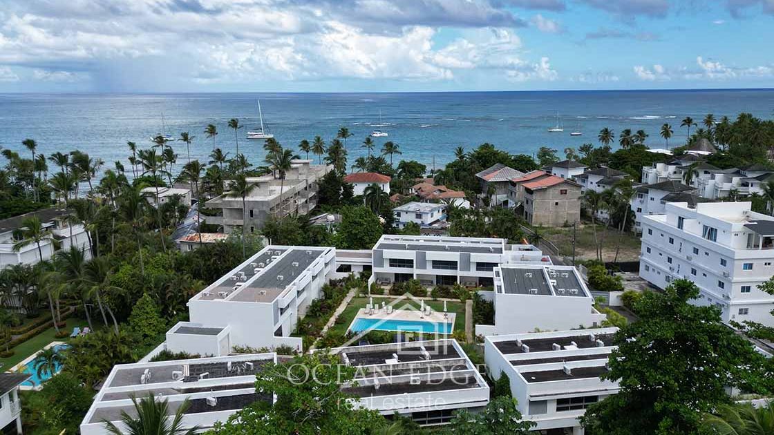 Investment 3-br townhouse only 100 meters to Popy beach-las-terrenas-ocean-edge-real-estate-drone