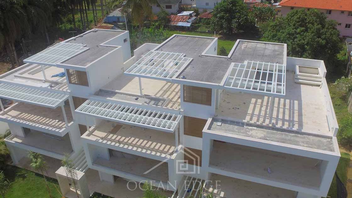 Las-Terrenas-Real-Estate-Ocean-Edge-Dominican-Republic- Bright penthouse in tourism center (2)