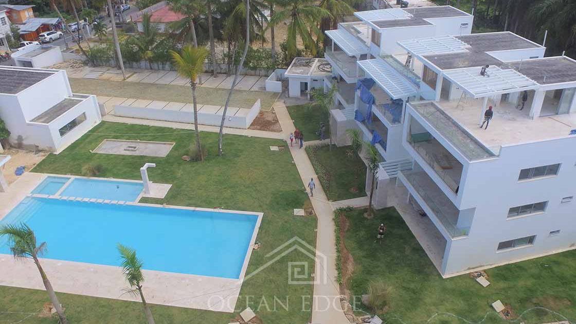 Las-Terrenas-Real-Estate-Ocean-Edge-Dominican-Republic- Bright penthouse in tourism center (9)