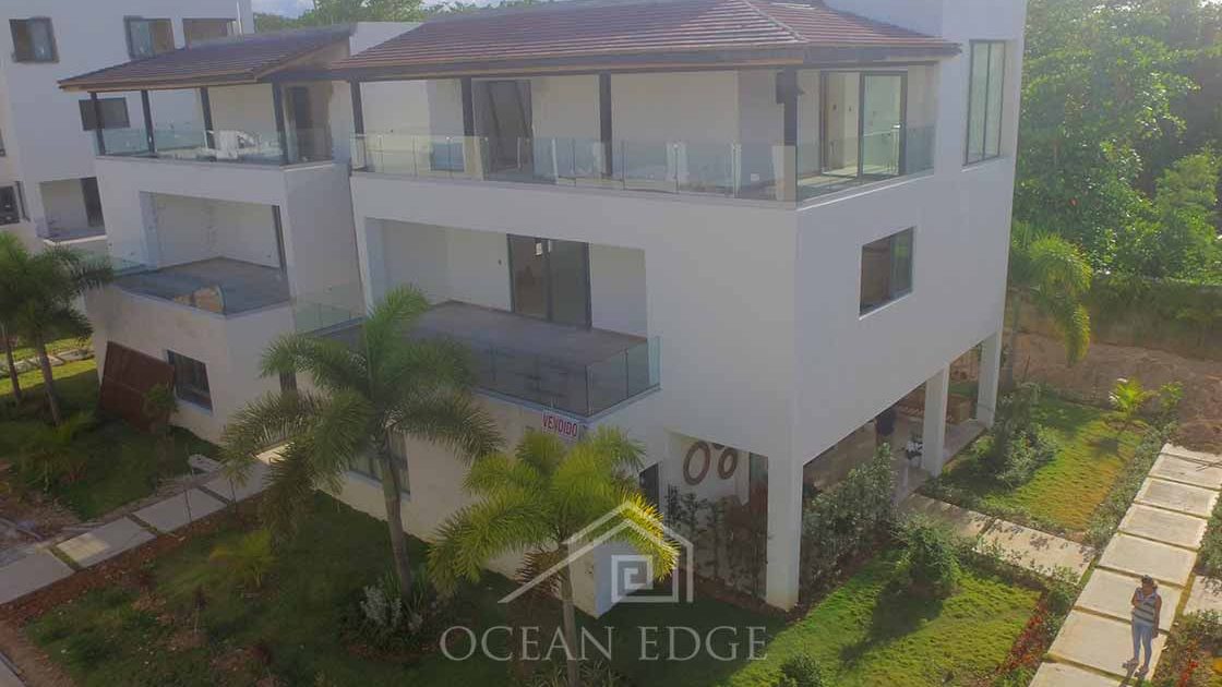 Las-Terrenas-Real-Estate-Ocean-Edge-Dominican-Republic- Classy penthouse in new beachfront community drone (8)