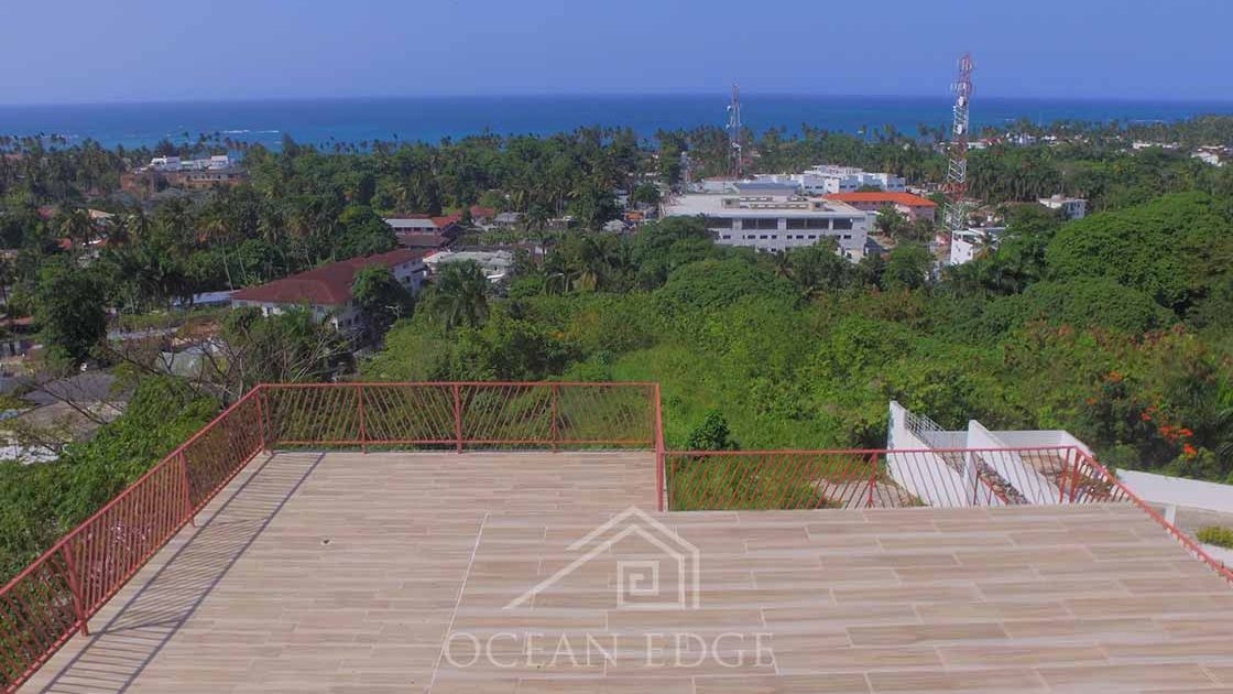Las-Terrenas-Real-Estate-Ocean-Edge-Dominican-Republic - Large mansion on central hilltop with 360° views (10)