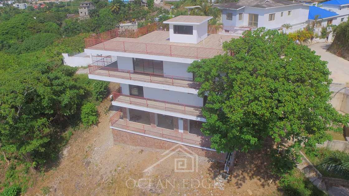 Las-Terrenas-Real-Estate-Ocean-Edge-Dominican-Republic - Large mansion on central hilltop with 360° views (6)