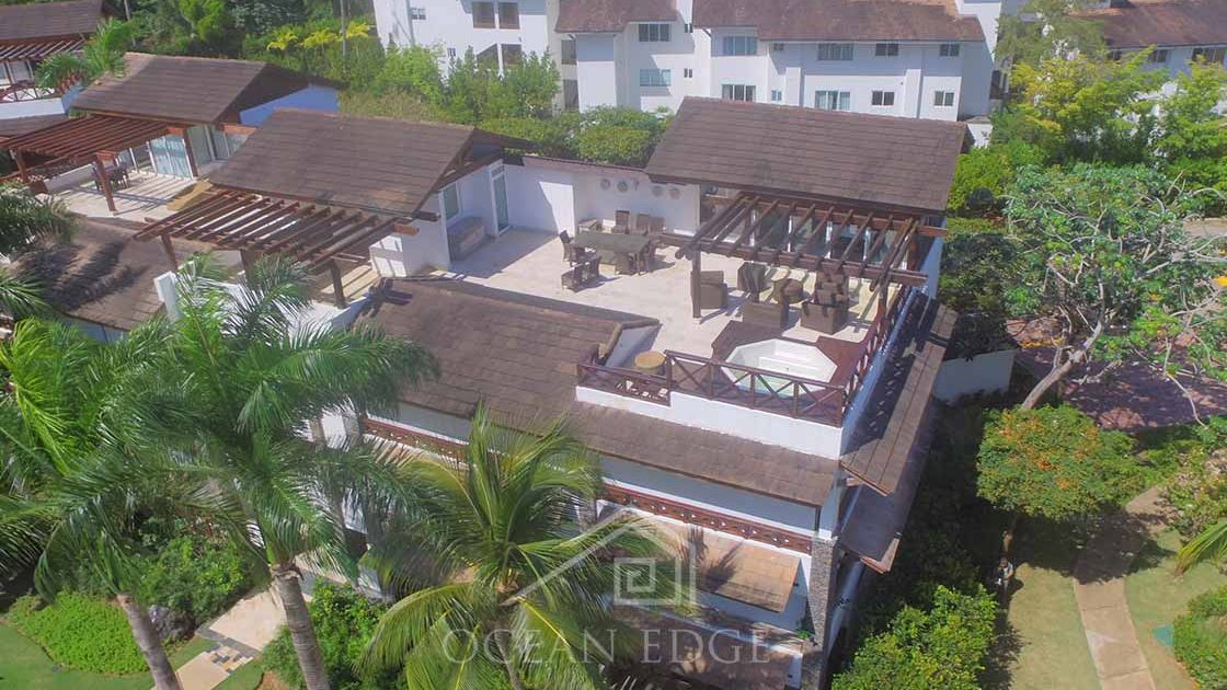 Las-Terrenas-Real-Estate-Ocean-Edge-Dominican-Republic - Luxury townhouse in beachfront community drone (7)