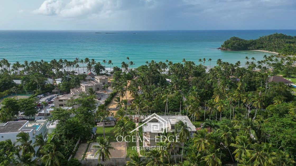 Luxury-villa-second-line-las-terrenas-ocean-edge-real-estate (37)