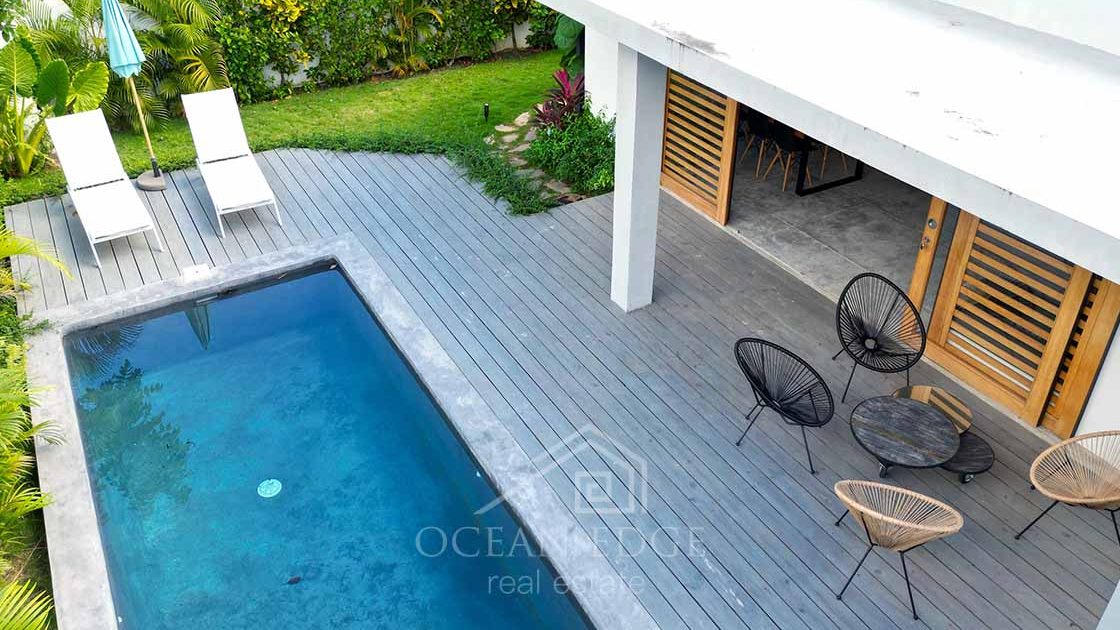 Modern-Eco-friendly-villa-with-private-salt-pool-in-Playa-Las-Ballenas-drone