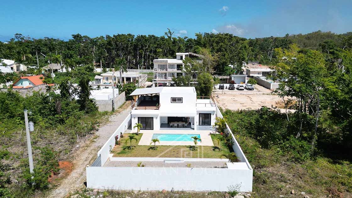 New-build-house-with-Independent-apt-near-Popy-Beach-las-terrenas-ocean-edge-real-estate-drone