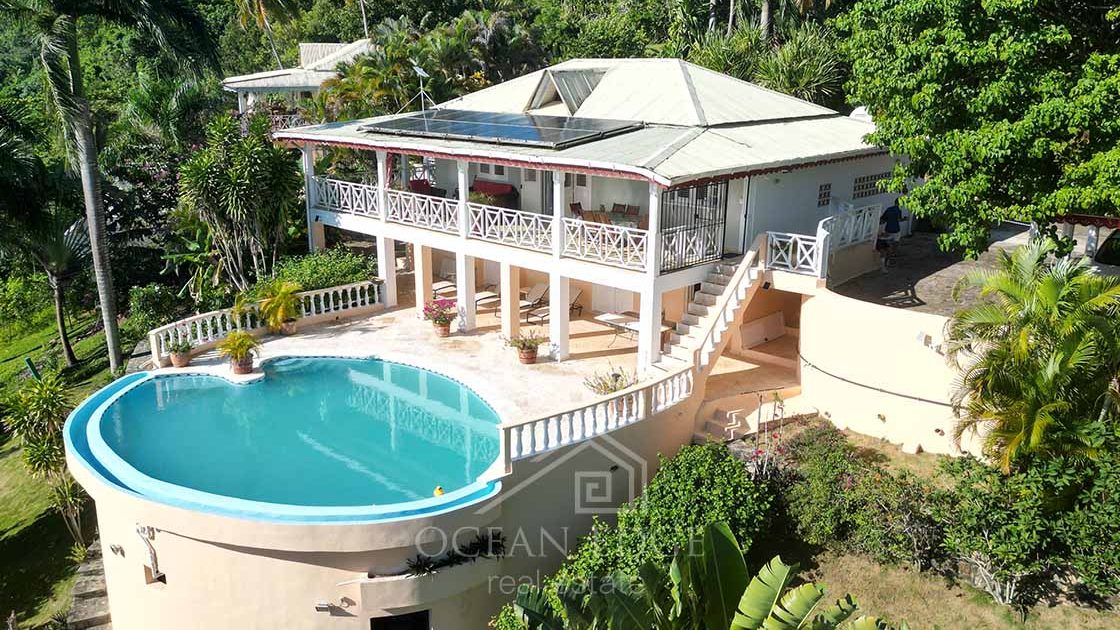 Renovated-mountain-view-house-with-views-near-Limon-beach-ocean-edge-real-estate-drone