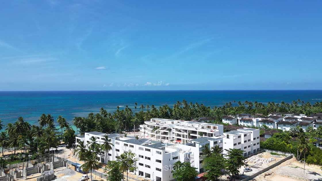 Spacious Condo in Beachfront Project Playa Portillo