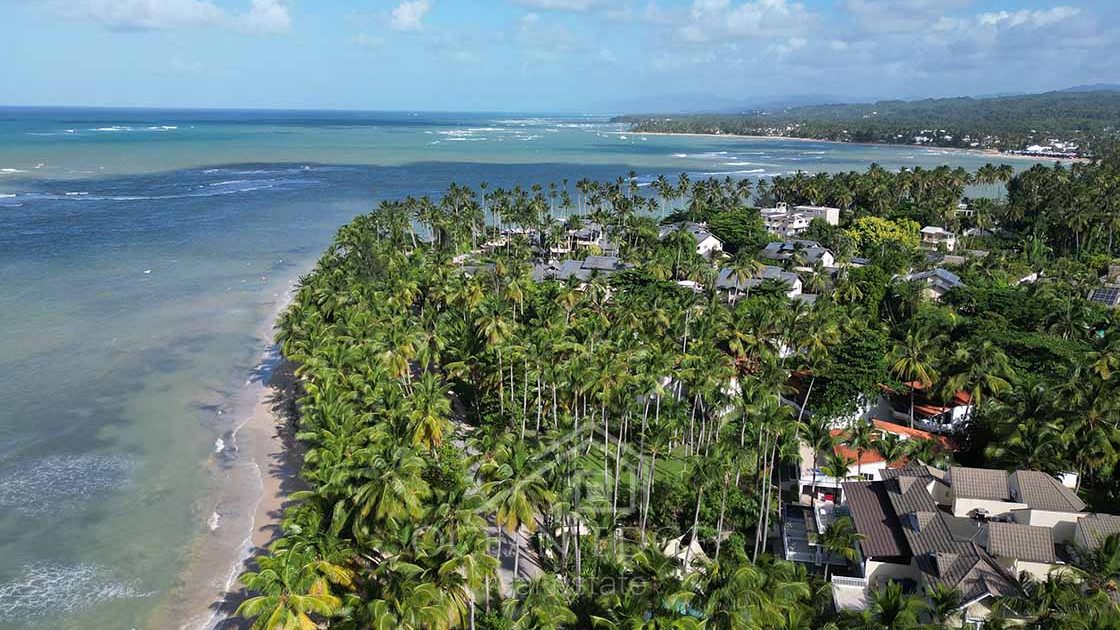 Sublime Victorian 3-br Penthouse on Las Ballenas Beachfront-las-terrenas-ocean-edge-real-estate (18)