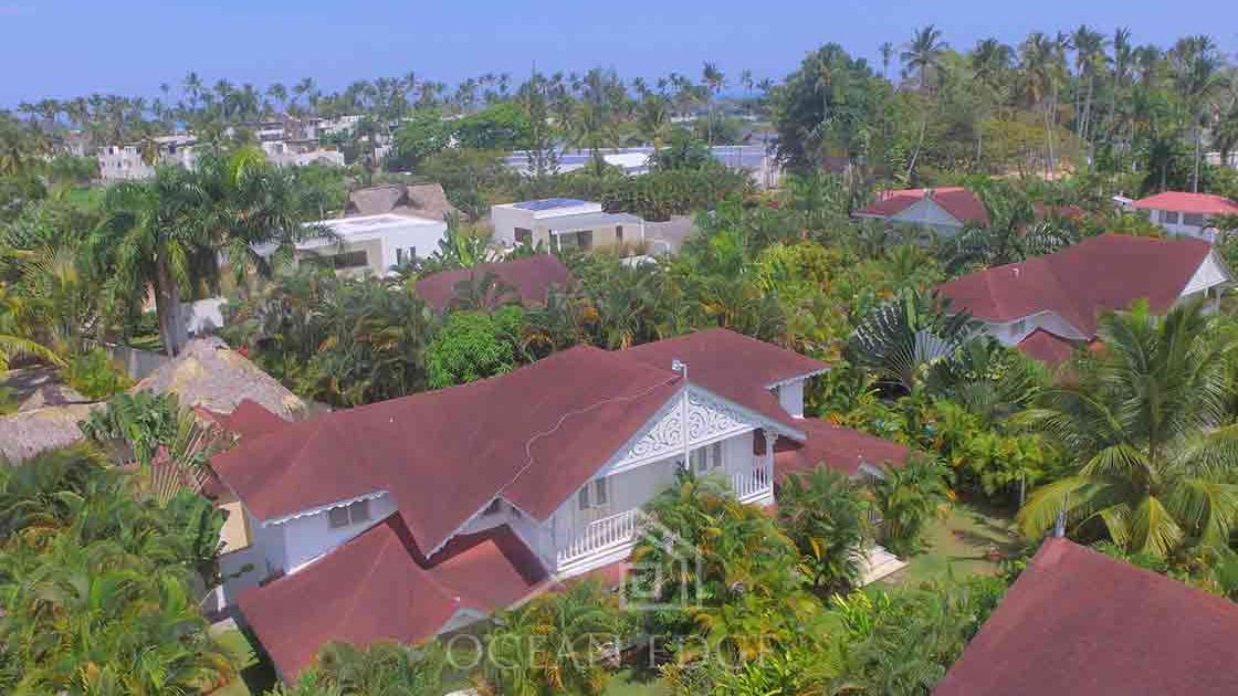 Townhouse in peaceful Las-Terrenas-drone-Real-Estate-Ocean-Edge-Dominican-Republic (2)